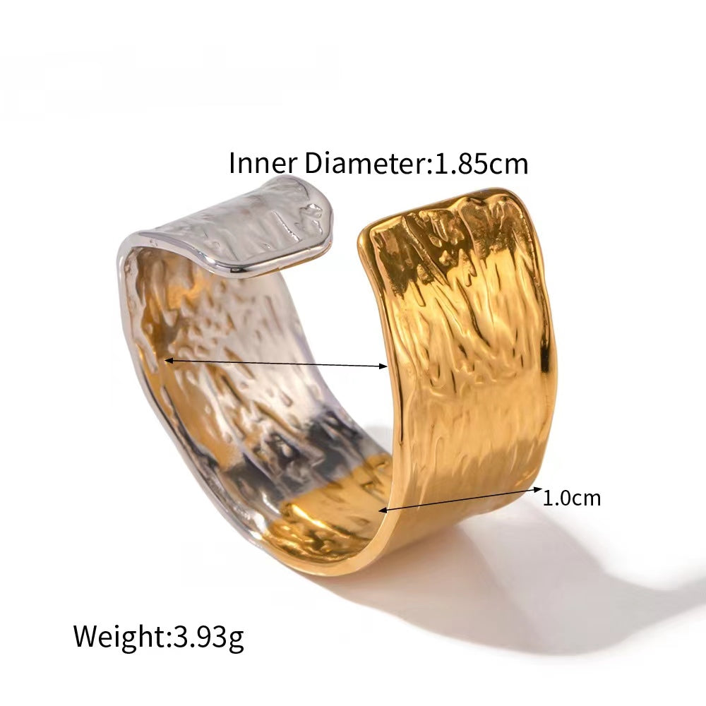 Pleated fashion and versatile rings