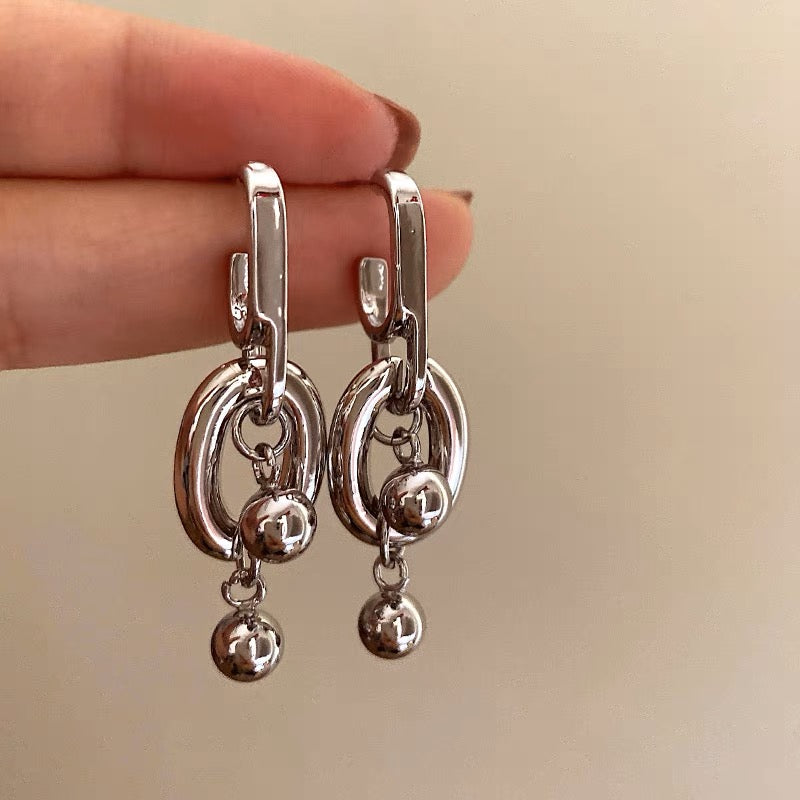 925 Silver Studs With Circle & Beads Earrings