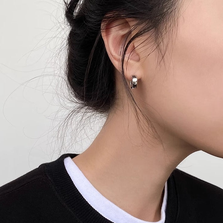 Minimal style C shape ear studs