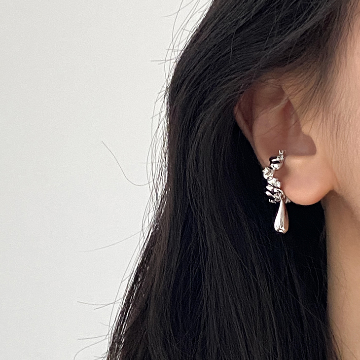 Metal Drop Crystal Inlaid Ear Cuff