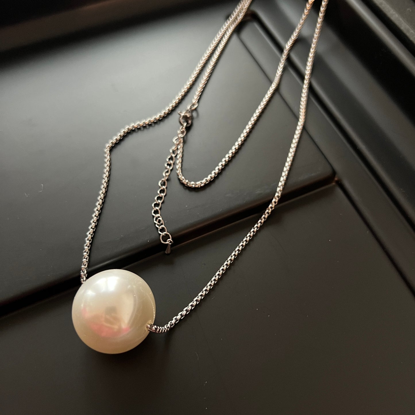 Big Pearl Long Pendant Necklace