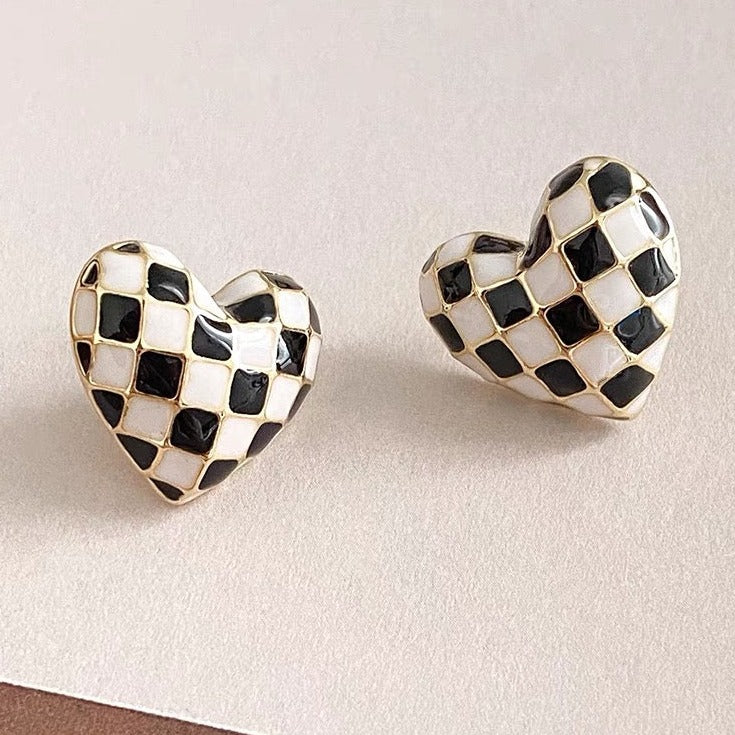 925 Silver Black & White Heart Checkerboard Earrings