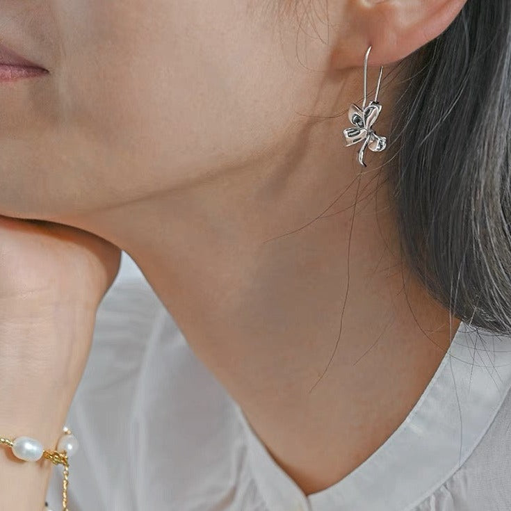 Minimalist Silver Flower Earrings