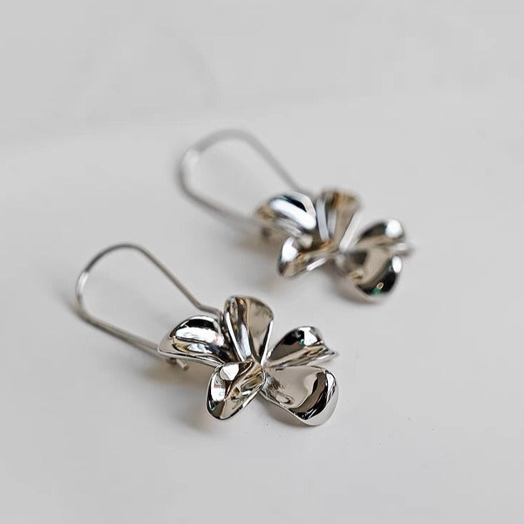 Minimalist Silver Flower Earrings