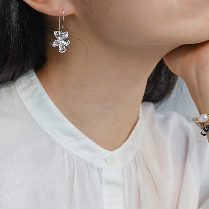 Minimalist Silver Flower Earrings